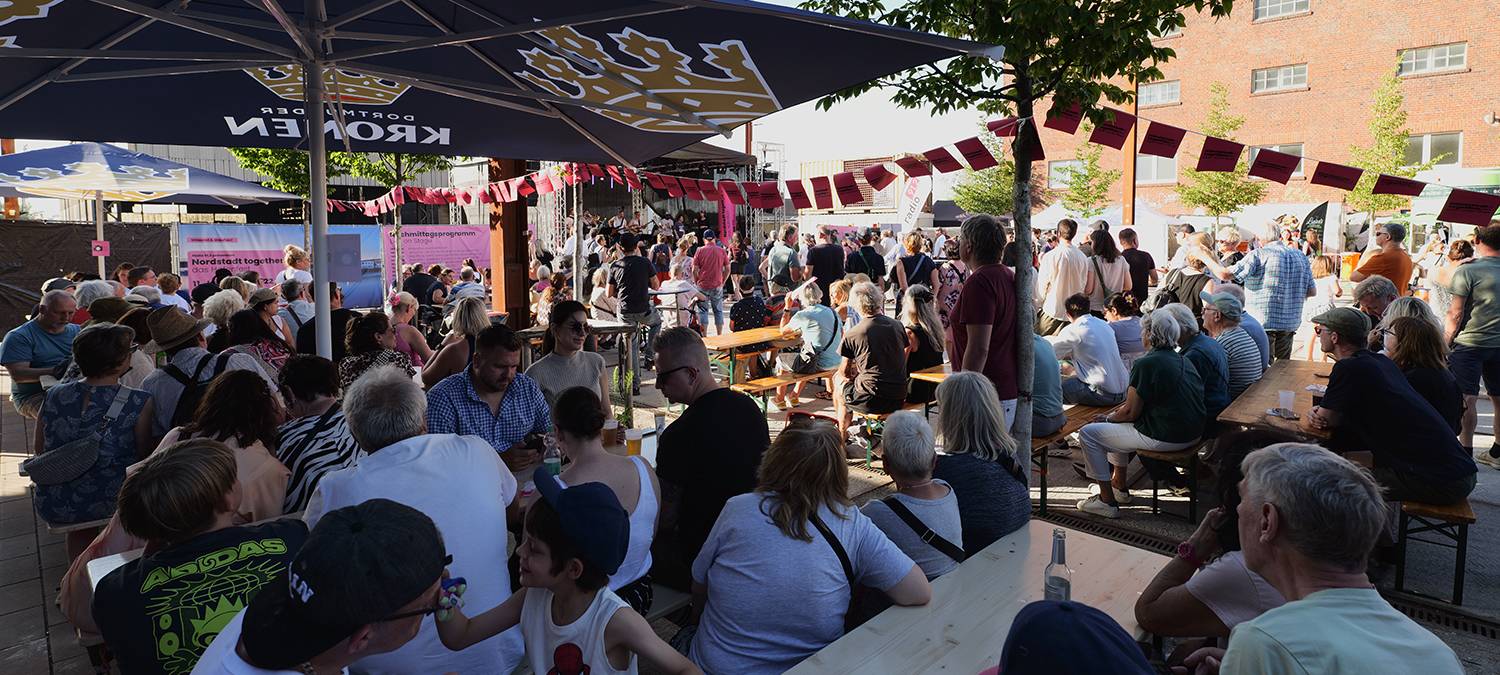 Tanzorchester Schmidt bei Nordstadt together – das Hafenfest Colin A. Bauer