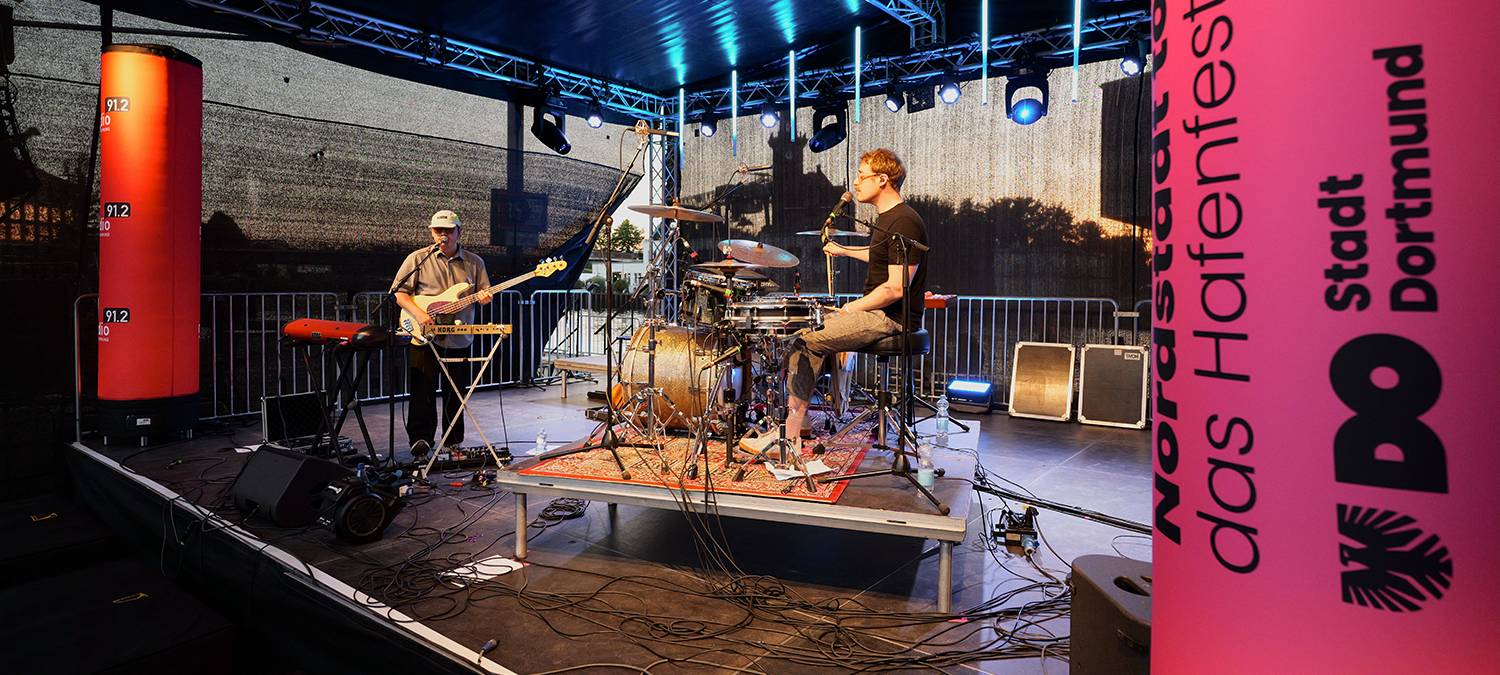 Walking On Rivers bei Nordstadt Together- das Hafenfest 2026